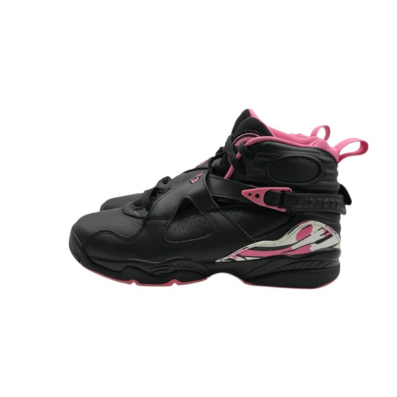 black pink retro 8